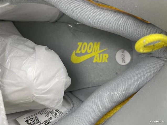 CW6576-100 High Light 1 Switch Smoke Jordan Air 0721